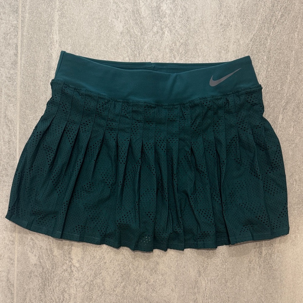 Nike Women's Teal Pleated Mini Skirt